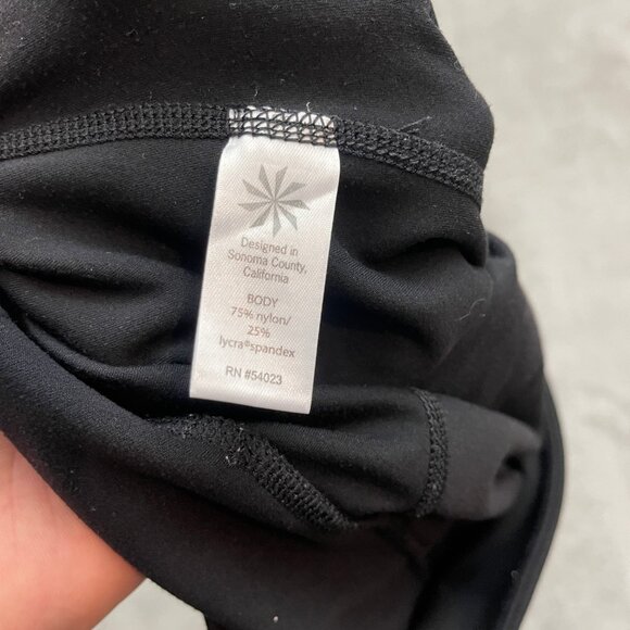 Athleta Black Capri Length Leggings - Size Medium - Picture 8 of 10